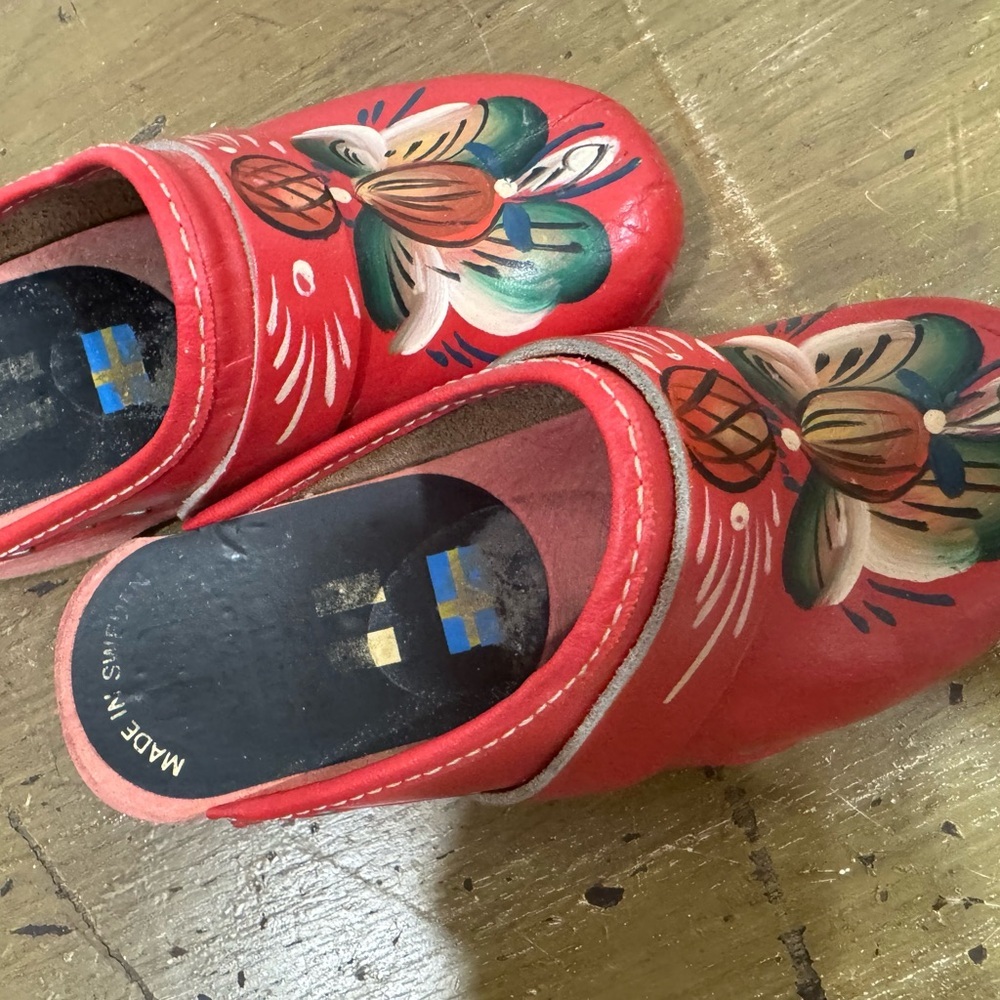 Colorful Kids Clogs - Picture 3 of 5